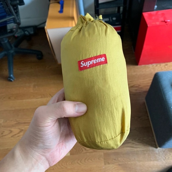 Supreme Packable Poncho & small separate supreme pack bag Size large Color Gold - Picture 6 of 6